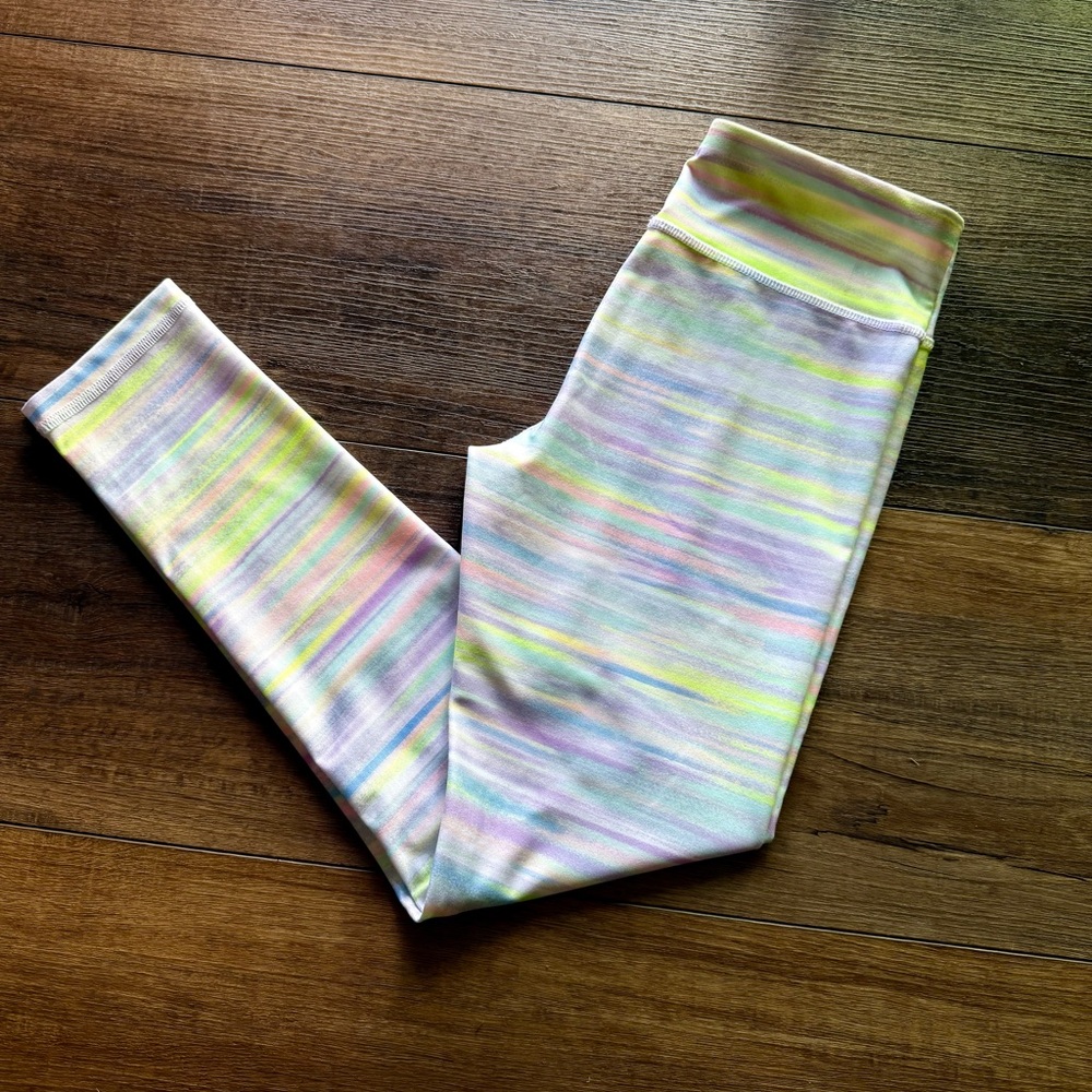 Xersion Pastel Rainbow Striped Leggings